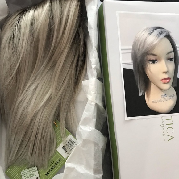 NWT Short Bob Wig - Picture 5 of 6